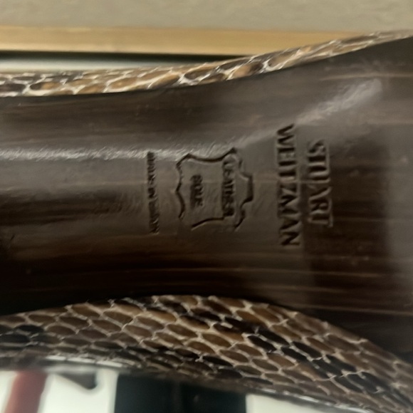 NWT Stuart Weitzman Brown Peep Toe Pumps - Picture 9 of 14